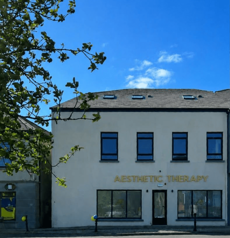 Exterior view of the Aesthetic Therapy clinic building