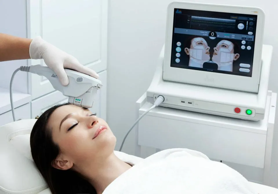 RF and EMS facial tightening and contouring technology